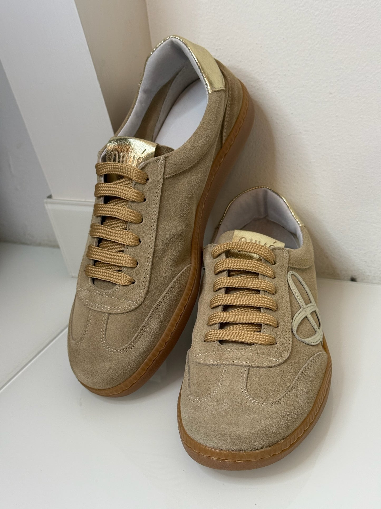 Sneakers Ovyé